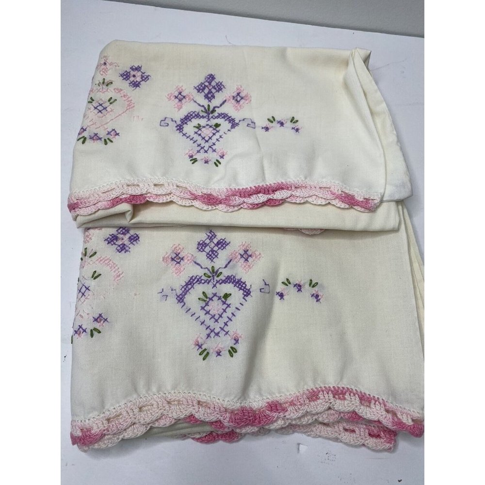 Vintage Embroidered Pillowcases Set 2 Purple Pink Flowers 20" X 30"